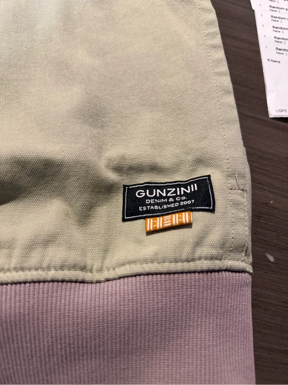Gunzinii Crewneck Sweatshirt with Elbow Patches